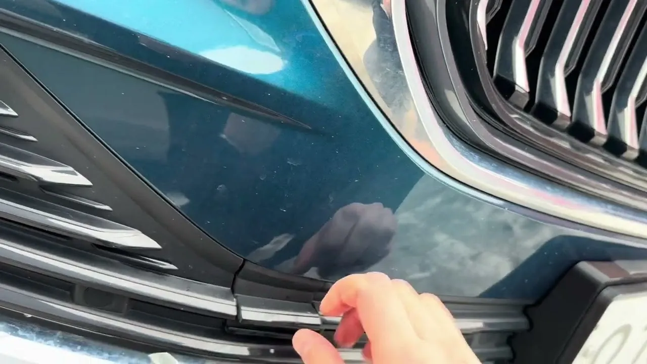 Буксировочная проушина Geely Monjaro: где находится и как пользоваться