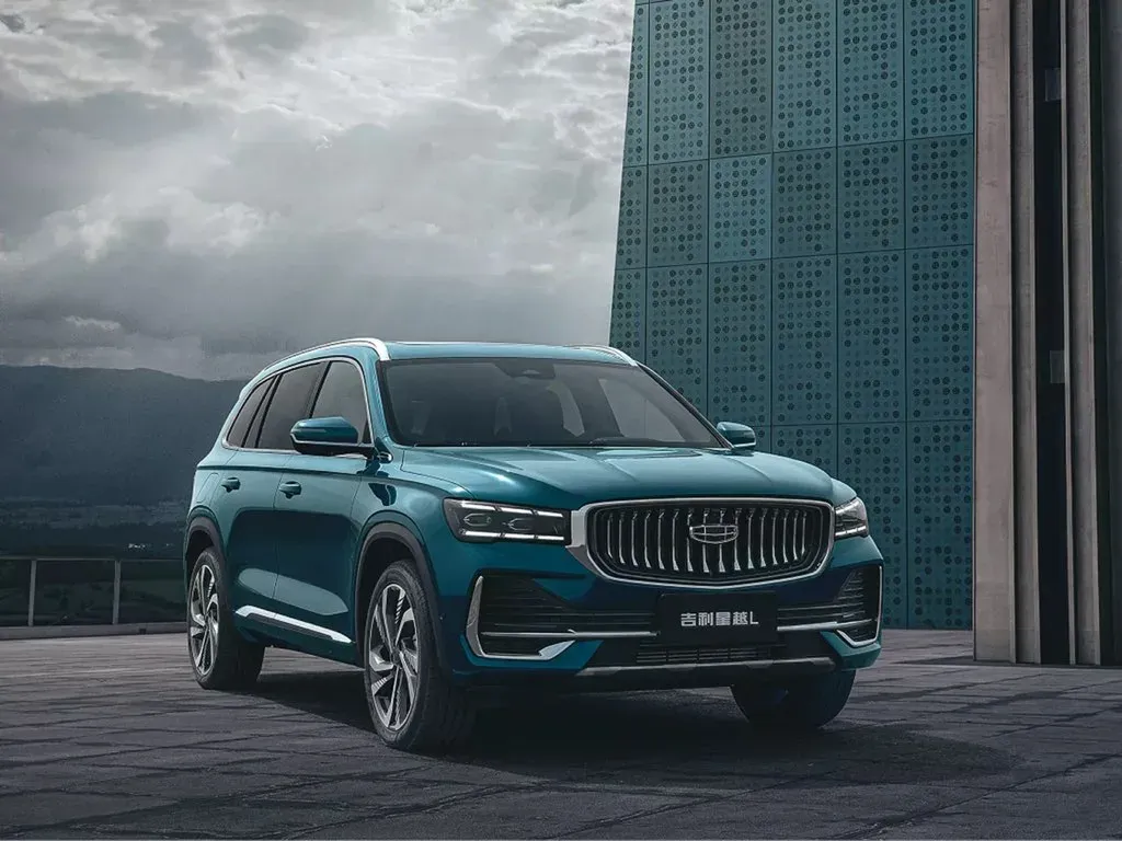 Geely Monjaro - самый продаваемый полноприводный автомобиль в классе в России