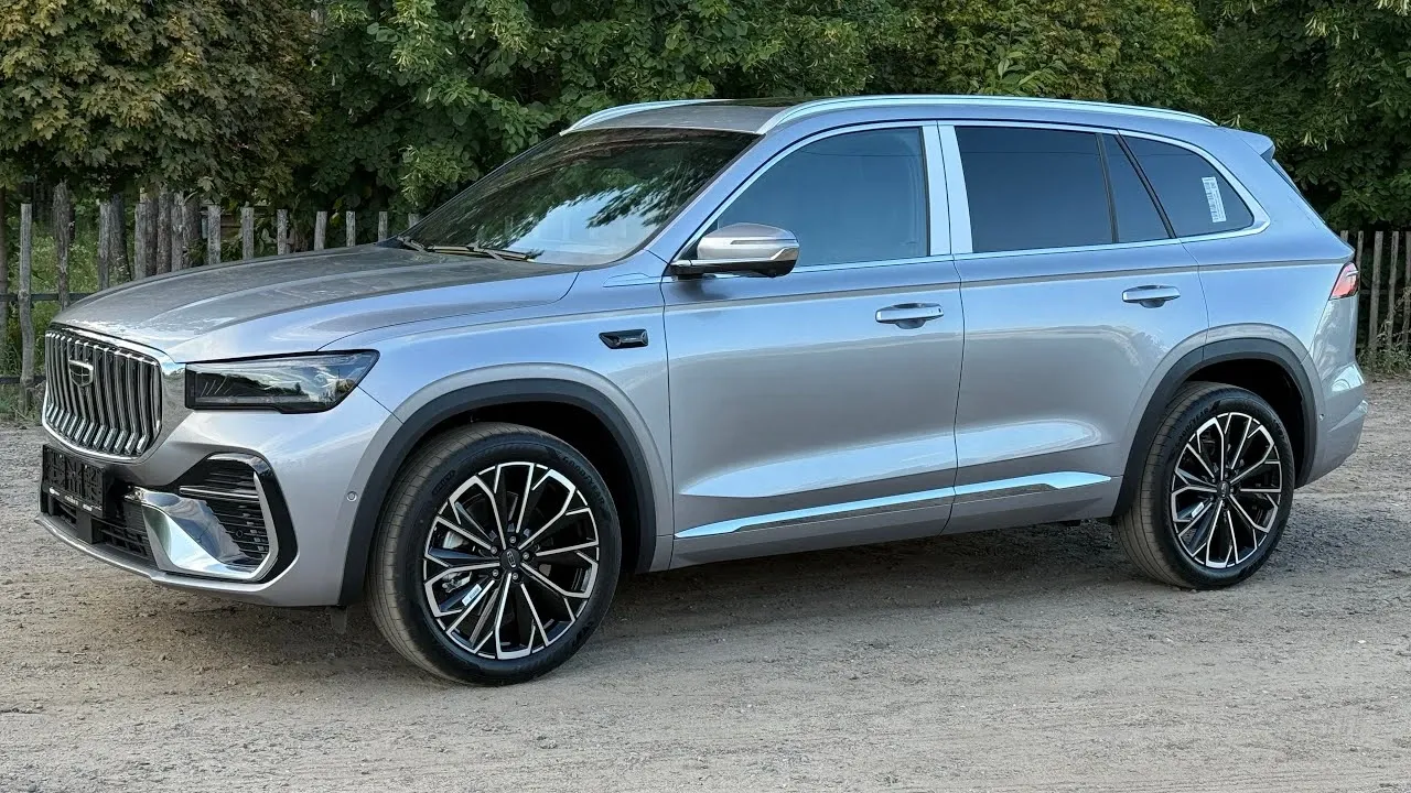 Geely Monjaro 2026 в топовой комплектации от перегонщика: мотор 265 л.с., лидар и налог 40 000 в год