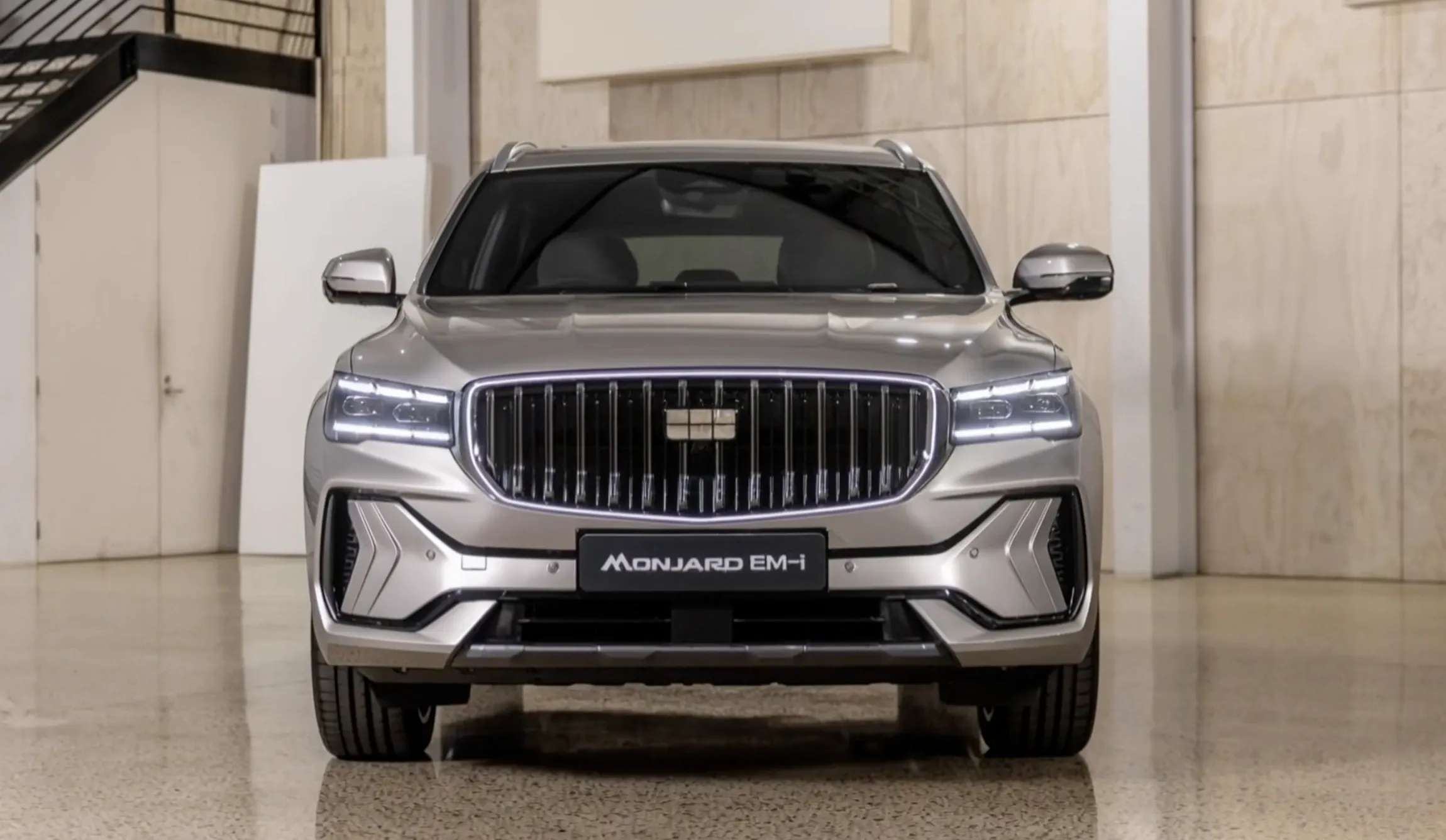 Geely Monjaro EM-i 2027 - вид спереди